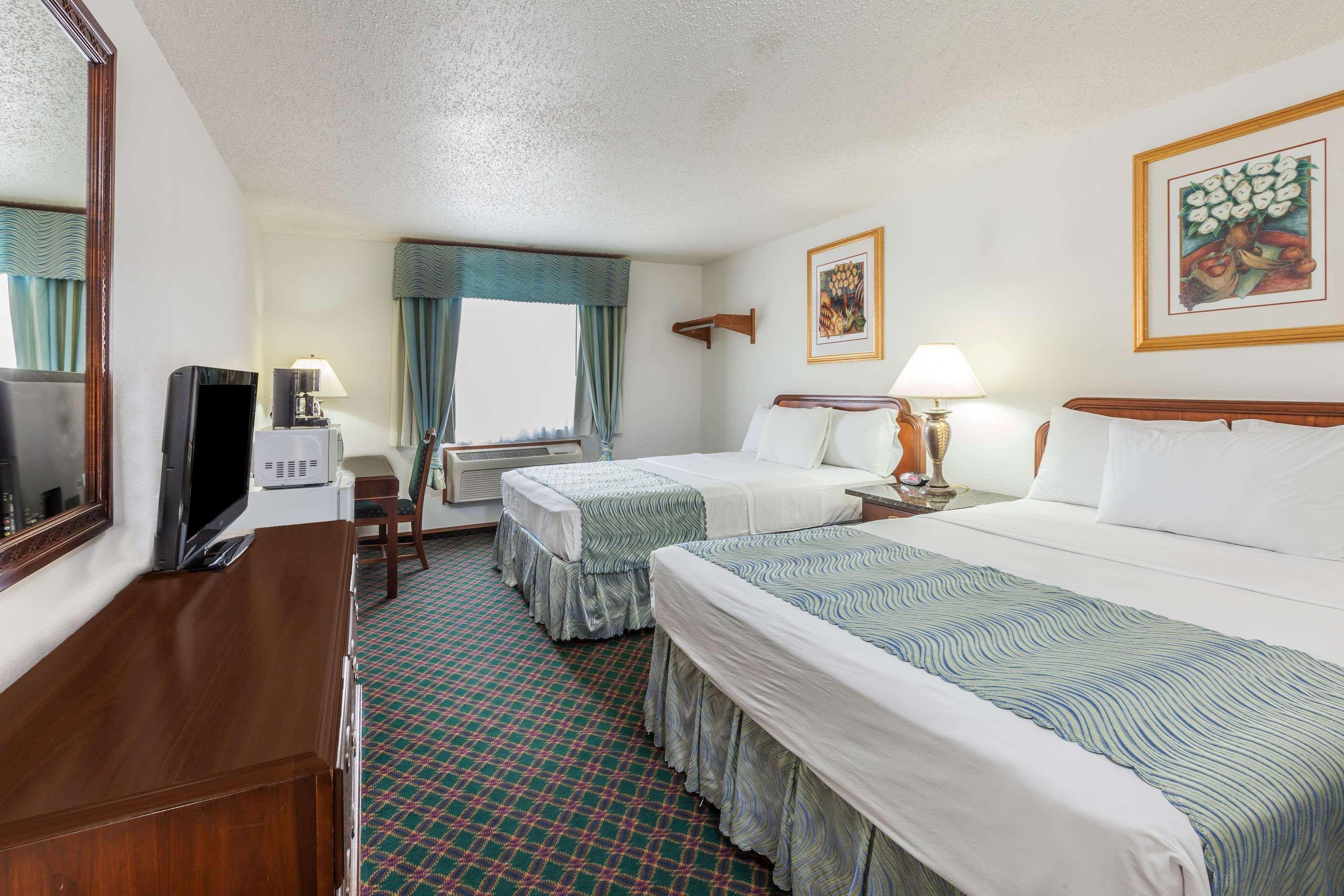 Hotel Super 8 By Wyndham Irving Dfw Airport/South Extérieur photo
