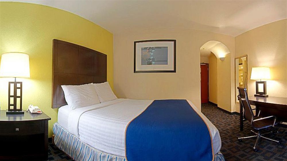 Hotel Super 8 By Wyndham Irving Dfw Airport/South Extérieur photo